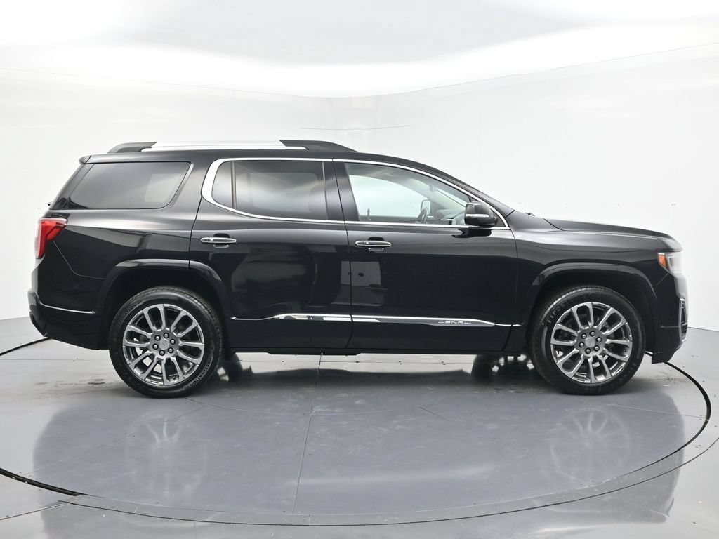 Used 2022 Ebony Twilight Metallic GMC Denali image 6