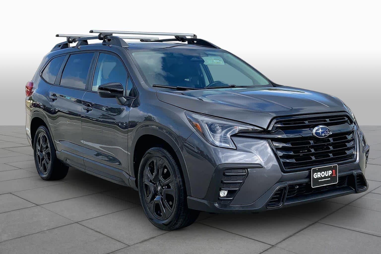 Used 2023 Magnetite Gray Metallic Subaru Onyx Edition image 3