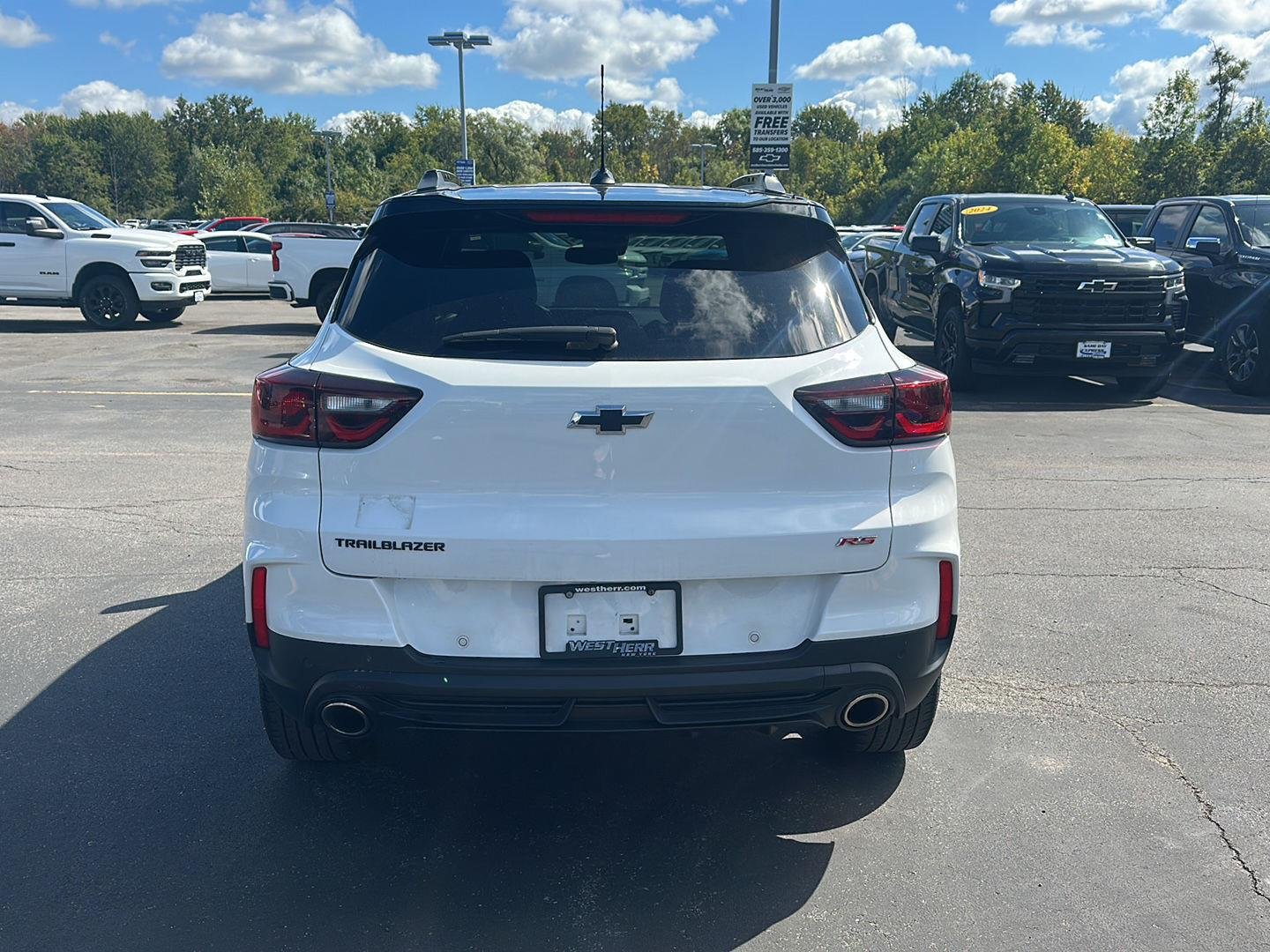 Used 2024 Summit White Chevrolet RS image 3