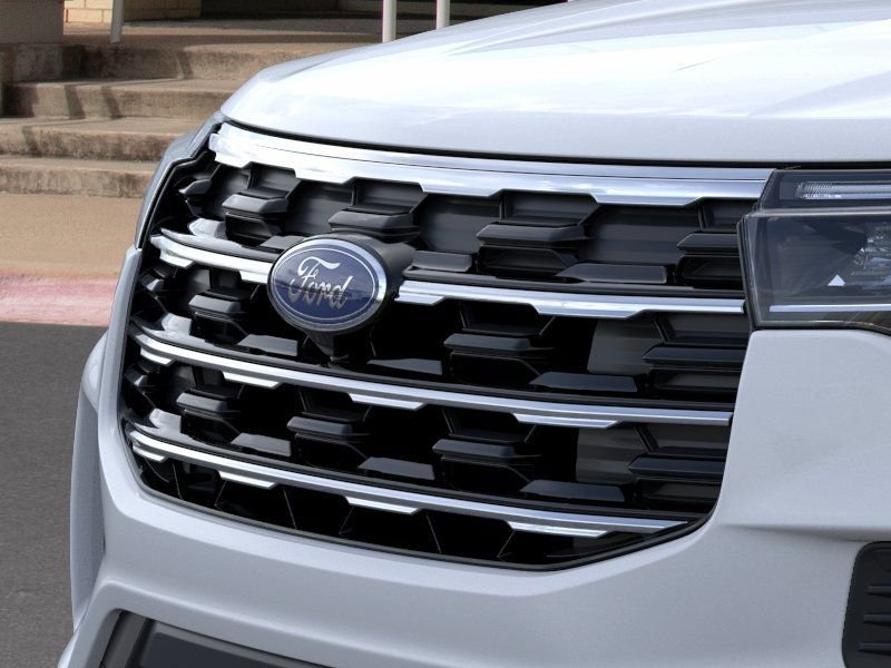 New 2026 Space White Metallic Ford Active image 18