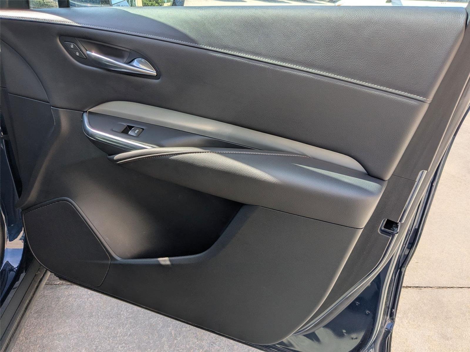 Used 2021 Twilight Blue Metallic Cadillac FWD Premium Luxury image 31