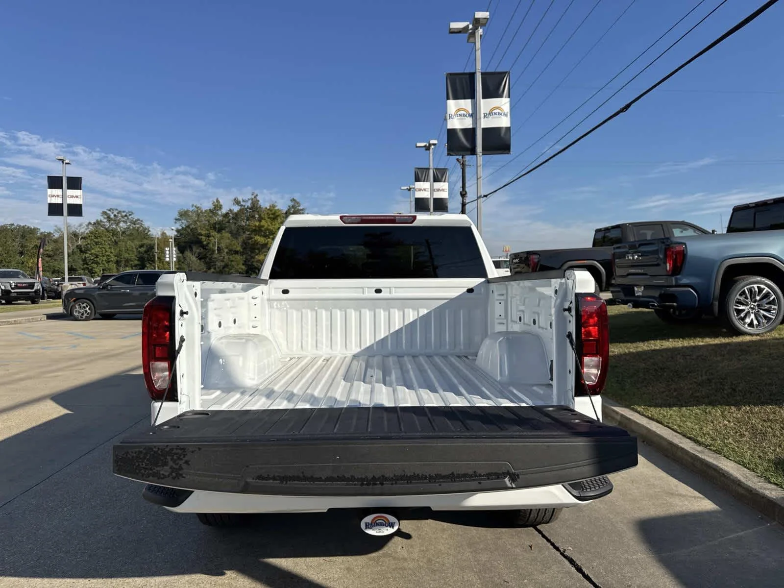 2026 GMC Sierra 1500 Pro - Photo 7