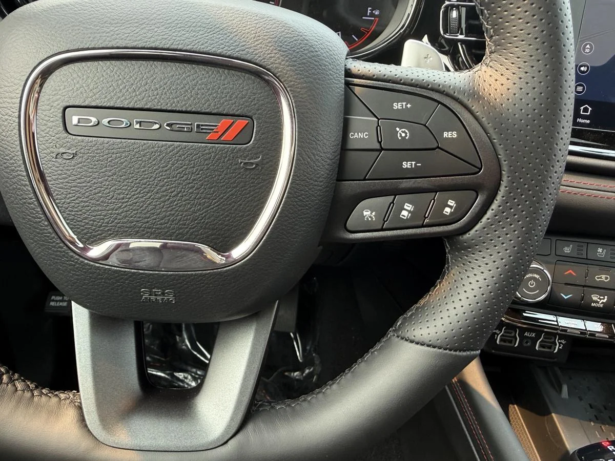 New 2026 Black Dodge Gt Hemi V8 Premium image 29