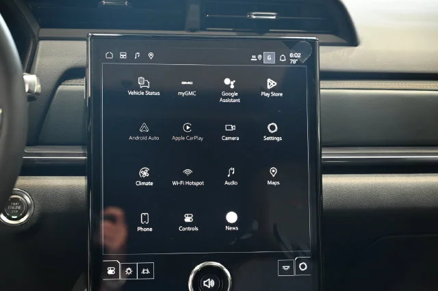2026 GMC Terrain AT4 - Photo 15