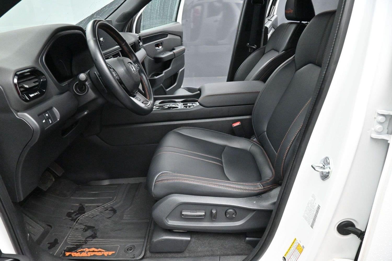Used 2024 Platinum White Pearl Honda TrailSport image 15