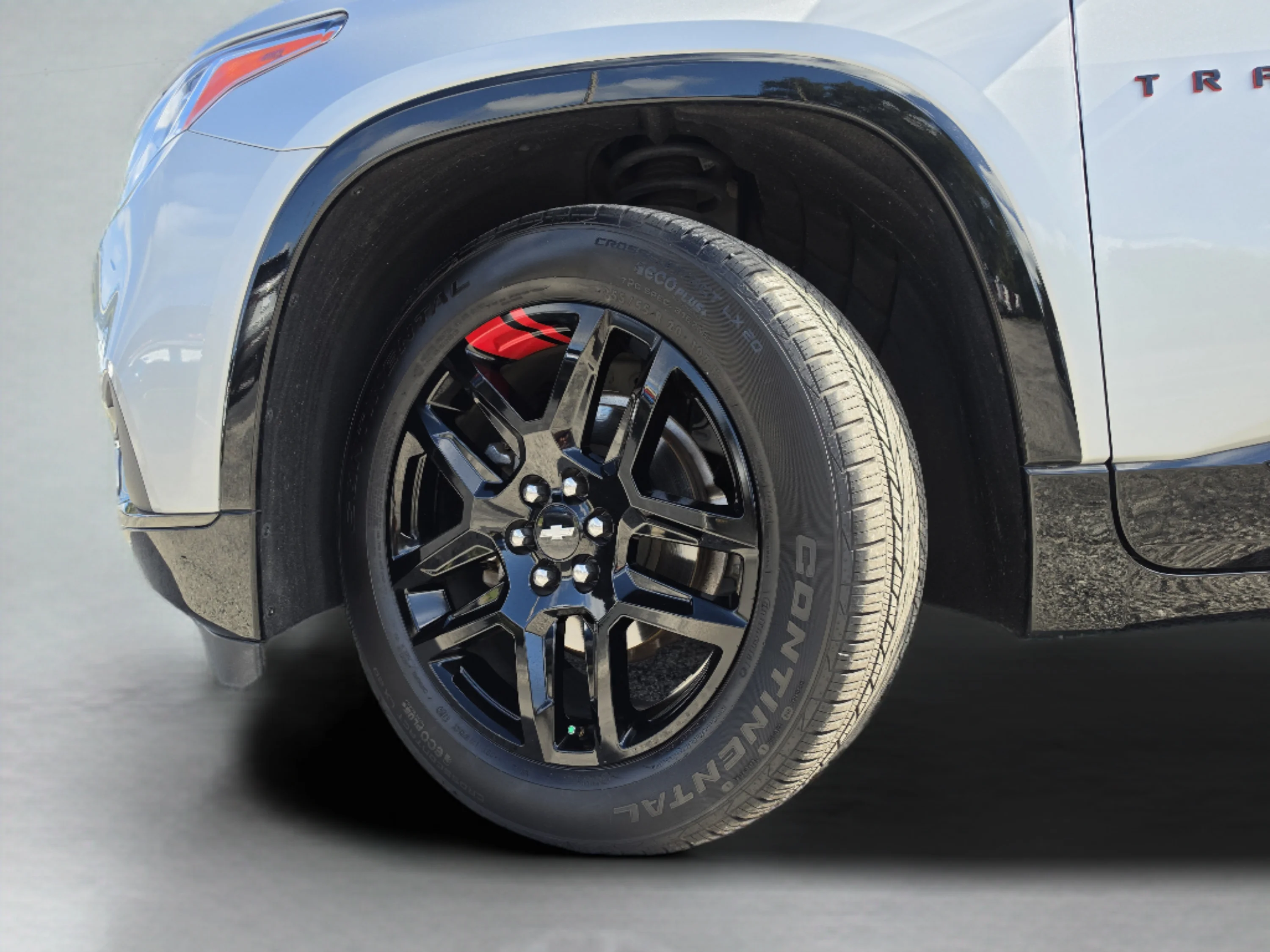 Used 2020 Silver Ice Metallic Chevrolet Premier image 42