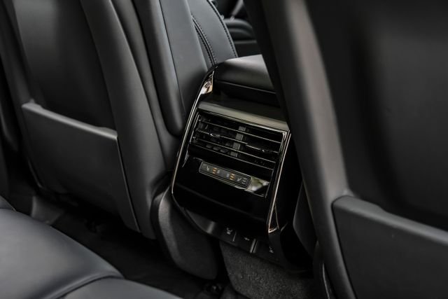 Used 2025 Black Land Rover SE image 42