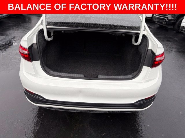 Used 2025 White Volkswagen 1.5T S image 16