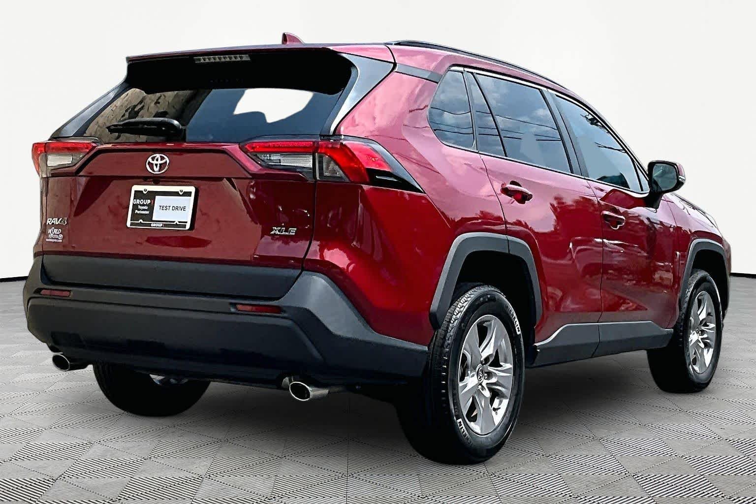 Certified Used 2023 Ruby Flare Pearl Toyota XLE image 13