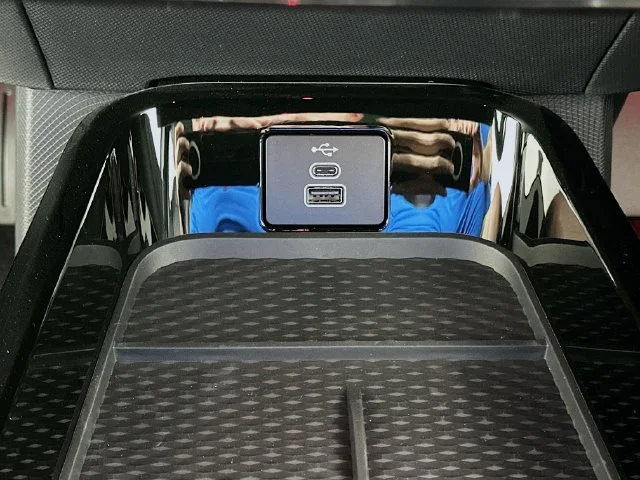 New 2026 Gray Ford Premium image 18