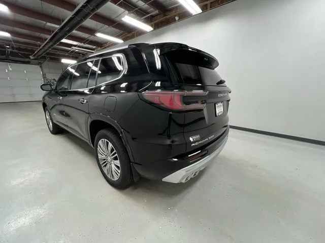 2027 GMC Acadia Denali - Photo 6