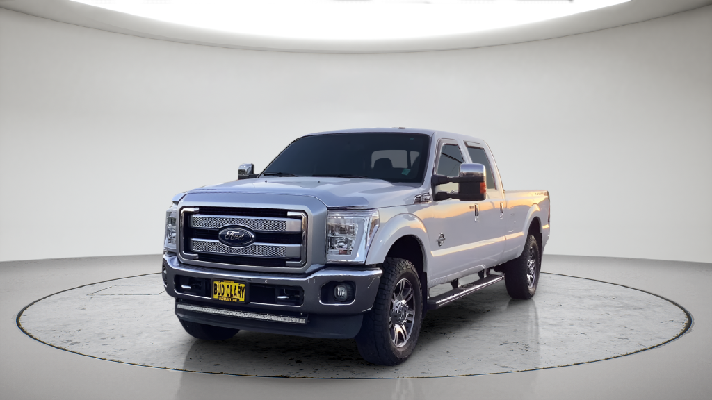 Used 2015 White Platinum Clearcoat Metallic Ford Platinum image 1