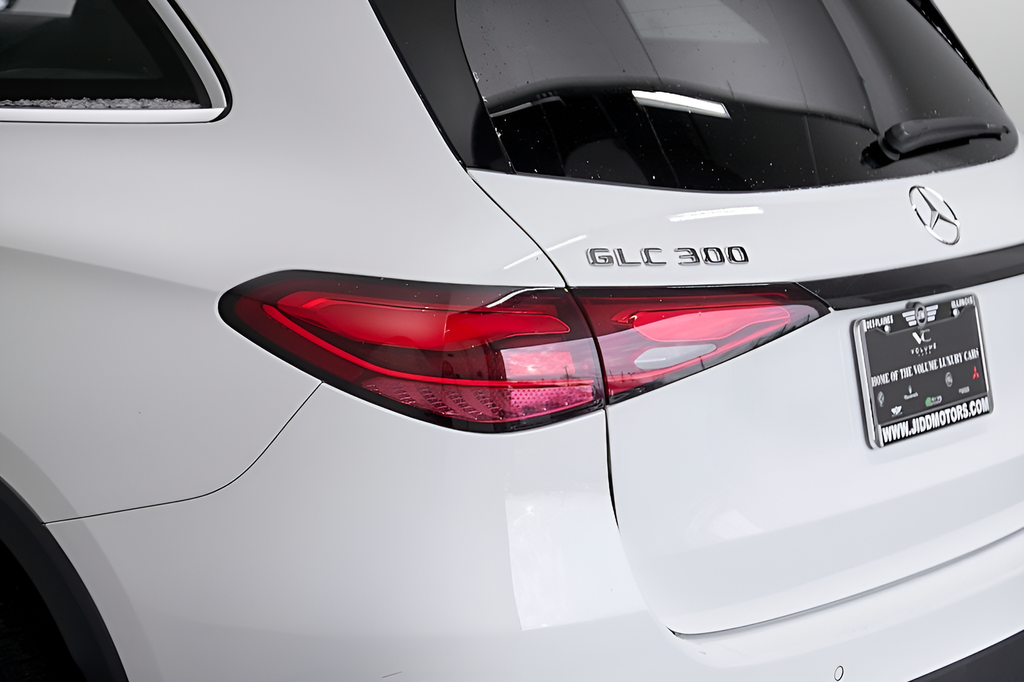 2024 Mercedes-Benz GLC GLC 300 - Photo 13