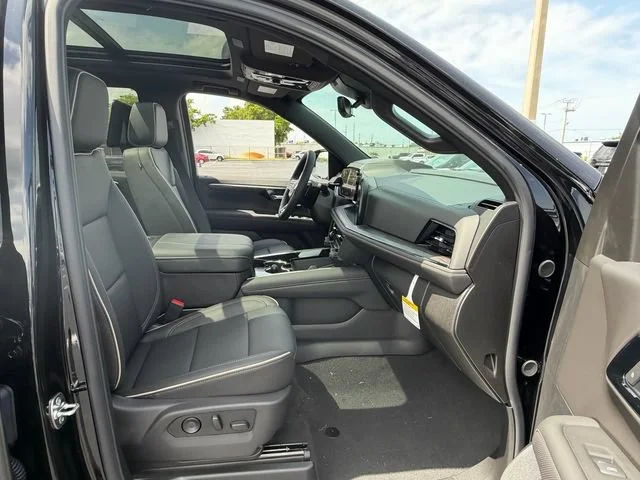 New 2026 Black Chevrolet Premier image 9