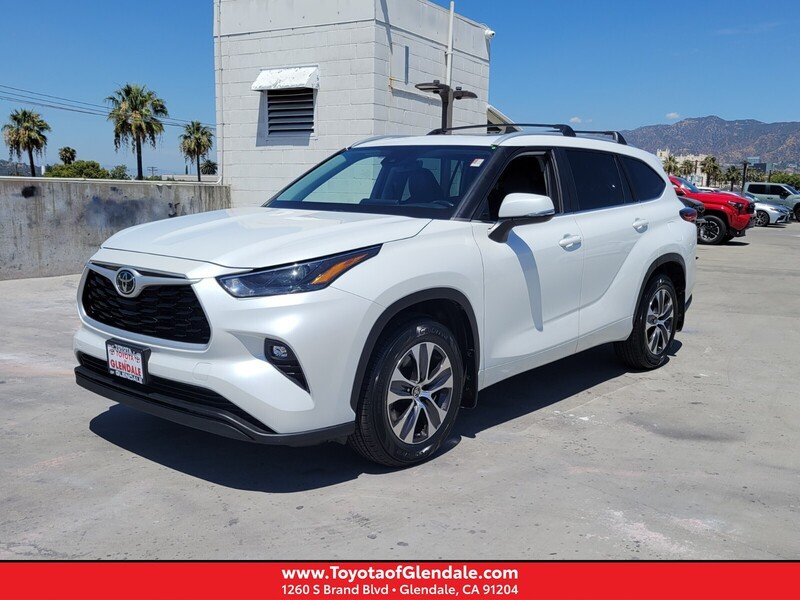 2023 Toyota Highlander XLE