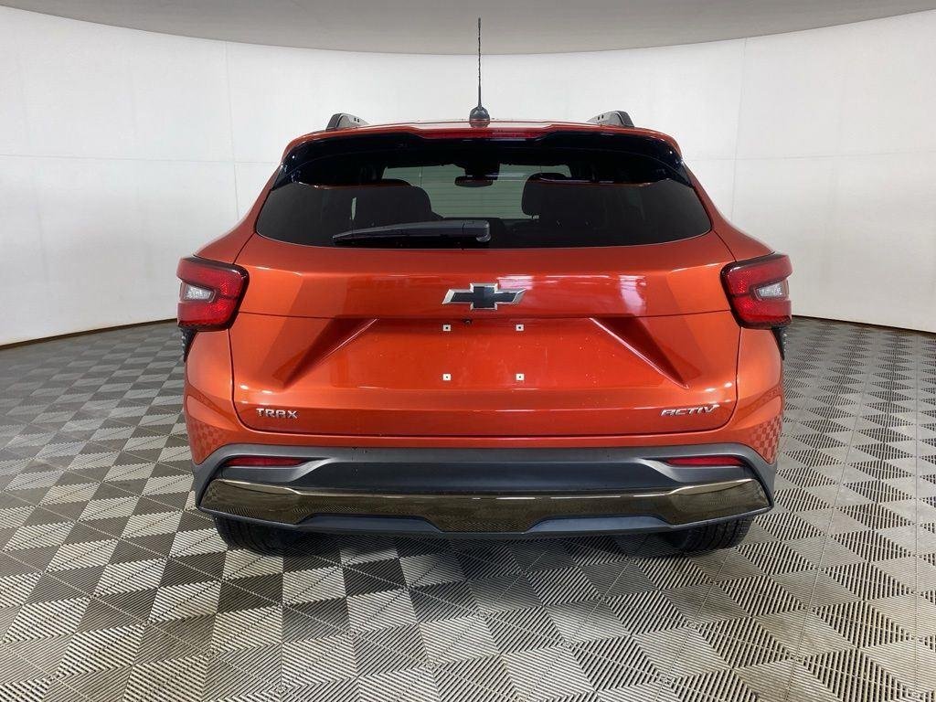 Used 2024 Orange Metallic Chevrolet ACTIV image 6