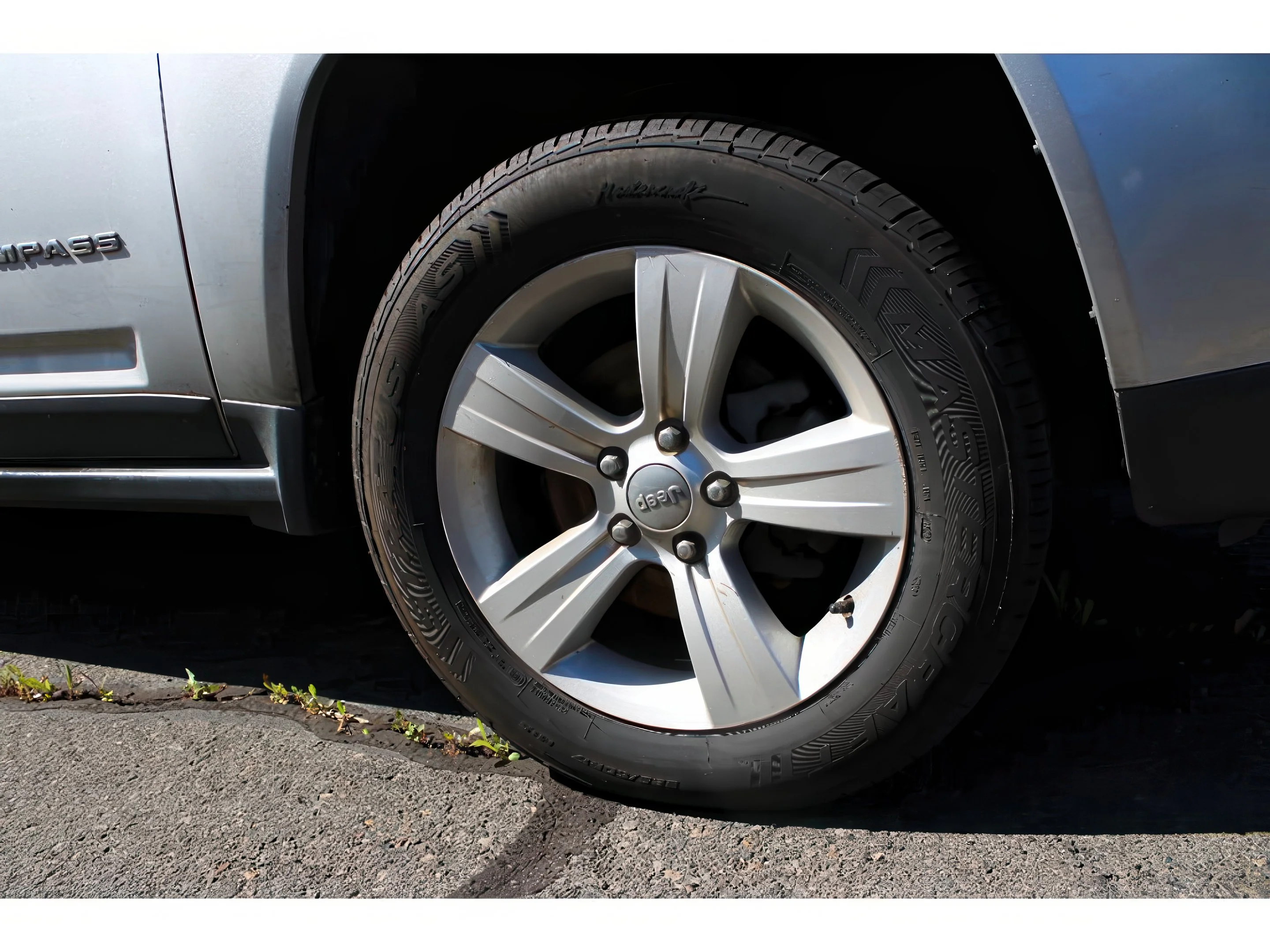 2014 Jeep Compass Latitude - Photo 8