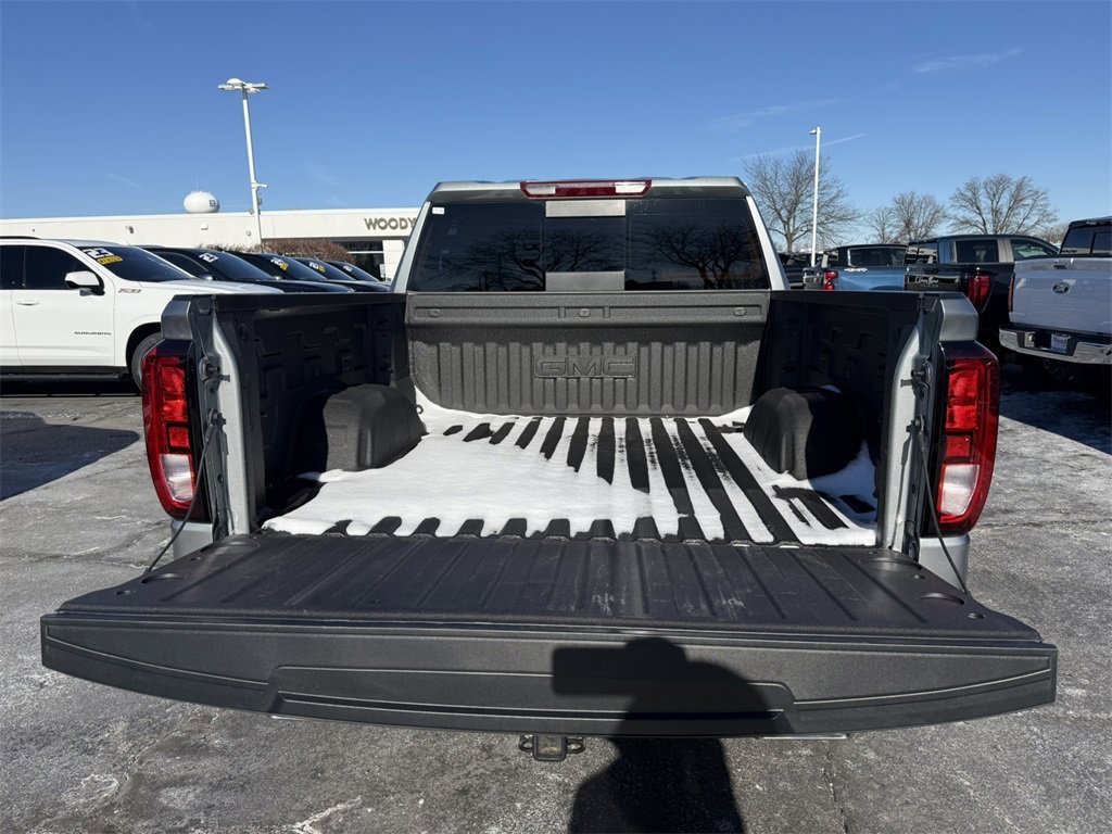 2025 GMC SIERRA - Image 32