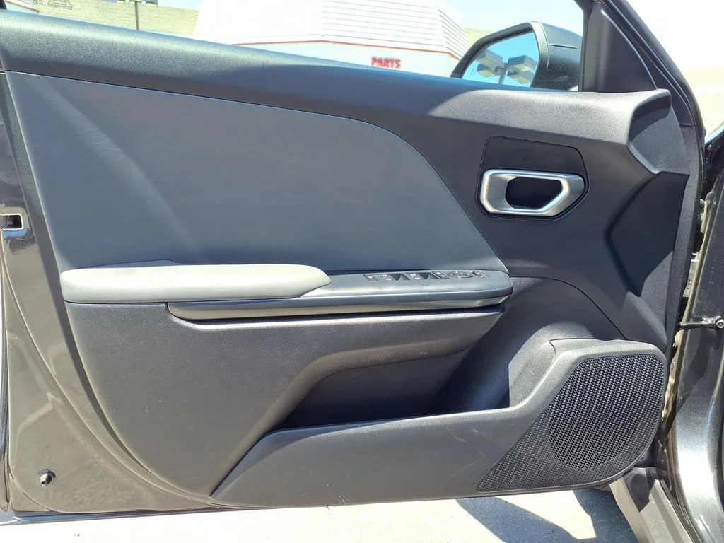 Certified Used 2025 Gray Kia LXS image 21