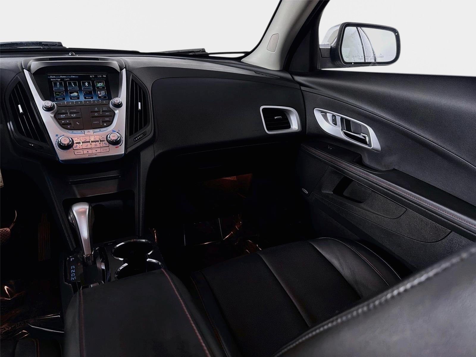 Used 2015 White Diamond Pearl Chevrolet LTZ image 23