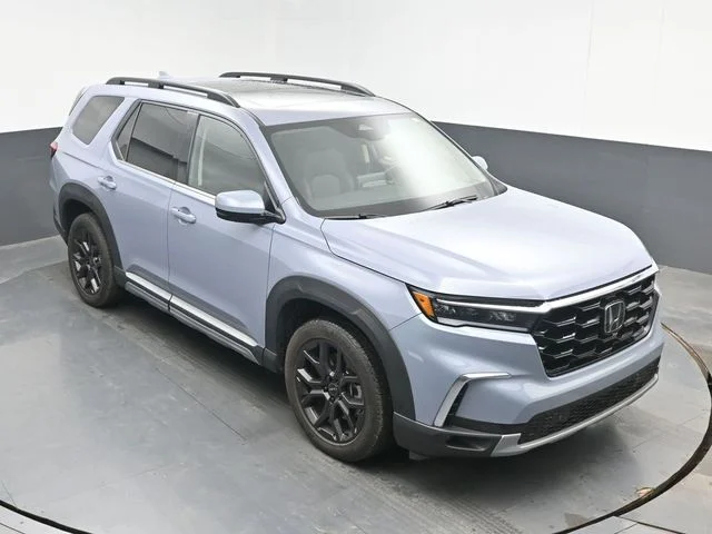 Used 2025 Gray Honda Touring image 12
