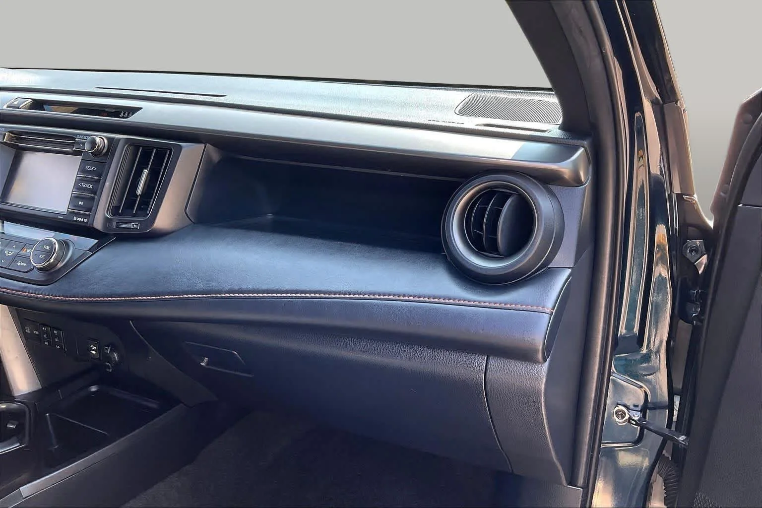 Used 2017 Galactic Aqua Mica Toyota SE image 19