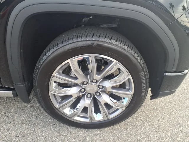 Used 2025 Onyx Black GMC Denali image 10