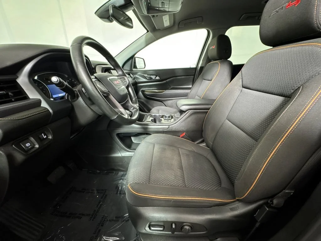 Used 2023 EBONY TWILIGHT METALLIC GMC AT4 image 6