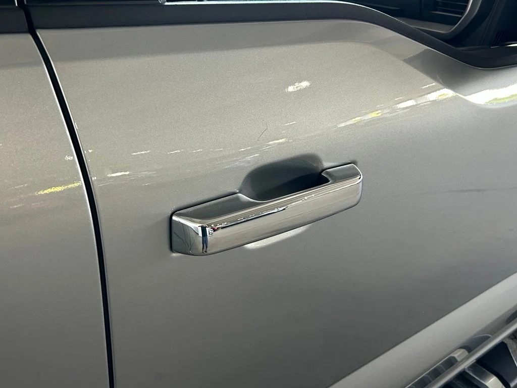 Used 2025 Silver Metallic Ford XLT image 14