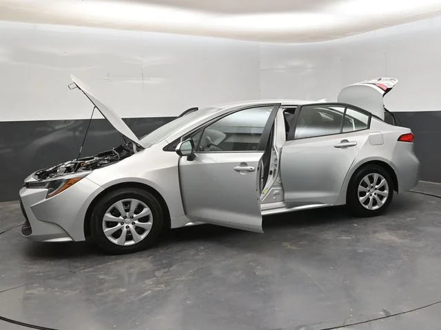 Used 2022 Silver Toyota LE image 37
