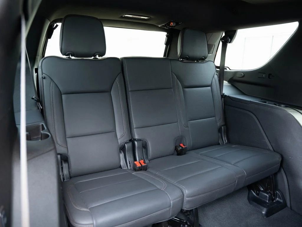 Used 2025 Sterling Gray Metallic Chevrolet High Country image 39