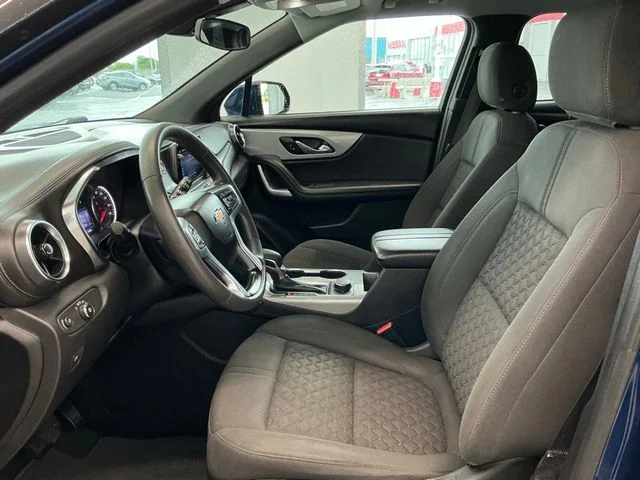Used 2022 Blue Chevrolet LT image 20