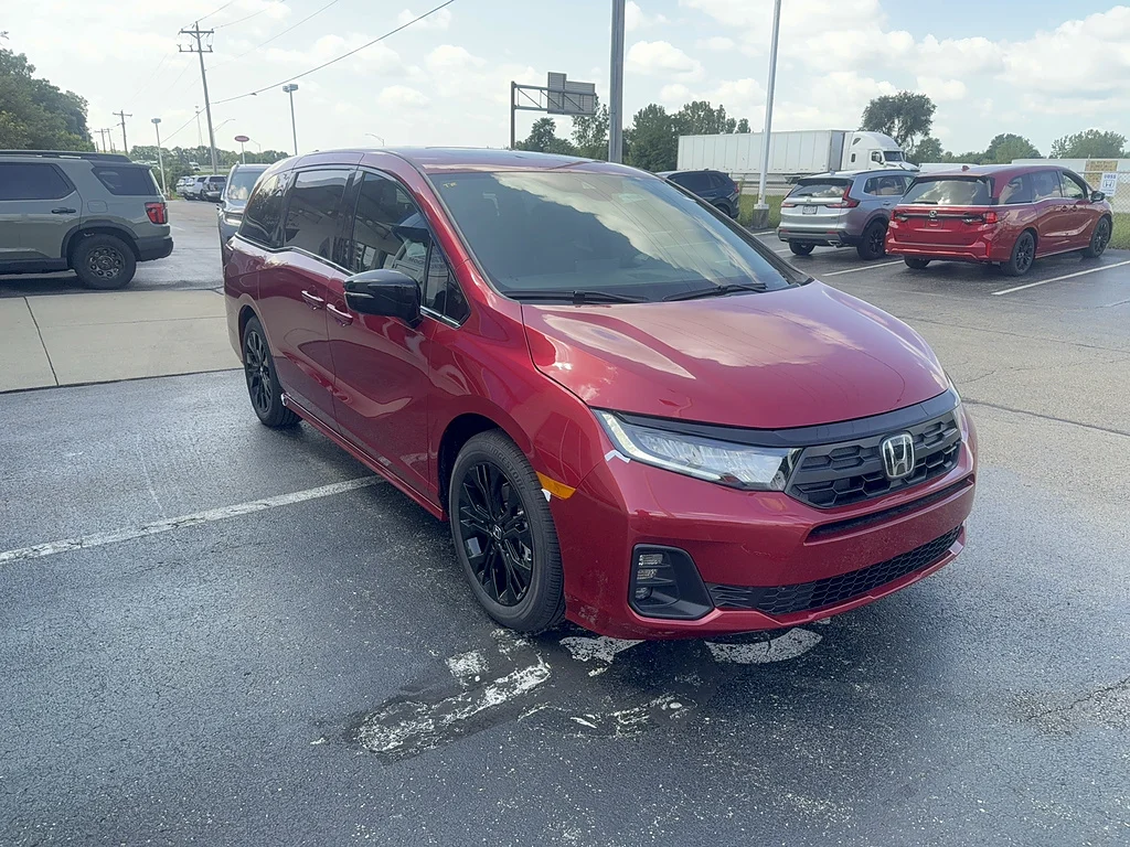 2026 Honda Odyssey Sport-L, photo 2 of 12