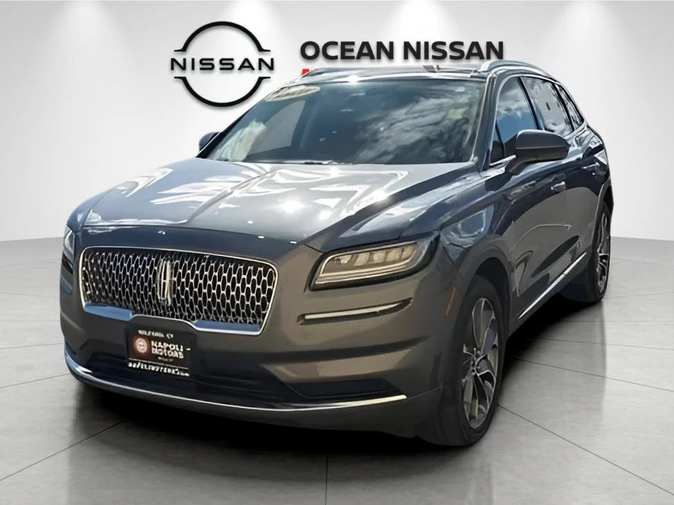 Used 2022 Gray Metallic Lincoln Reserve image 1