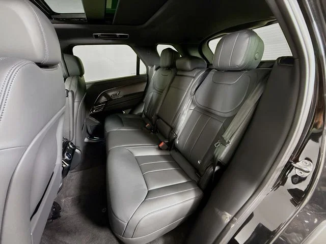 Used 2025 Santorini Black Metallic Land Rover SE image 24