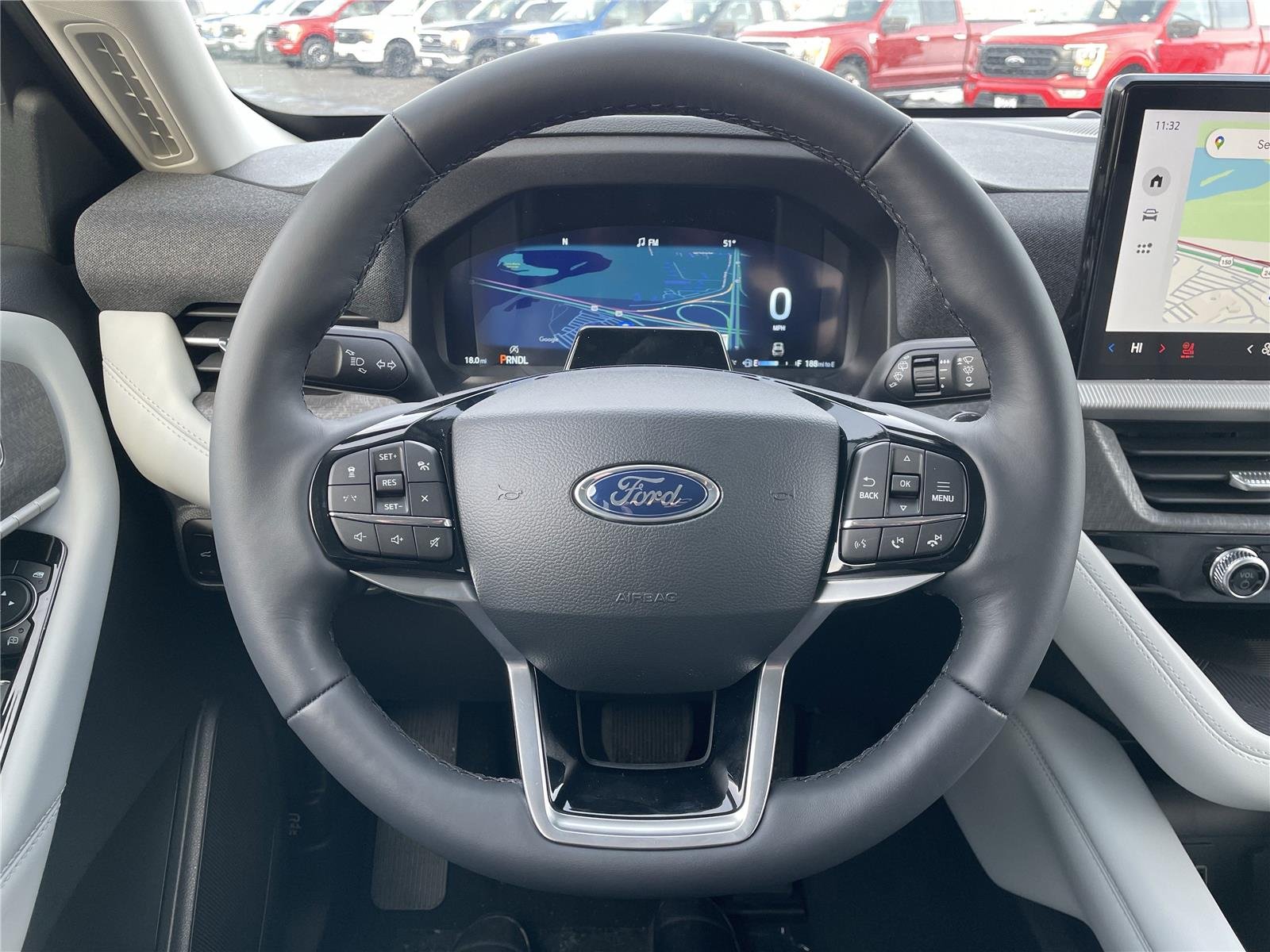 New 2026 Star White Metallic Tri-Coat Ford Platinum™ image 68
