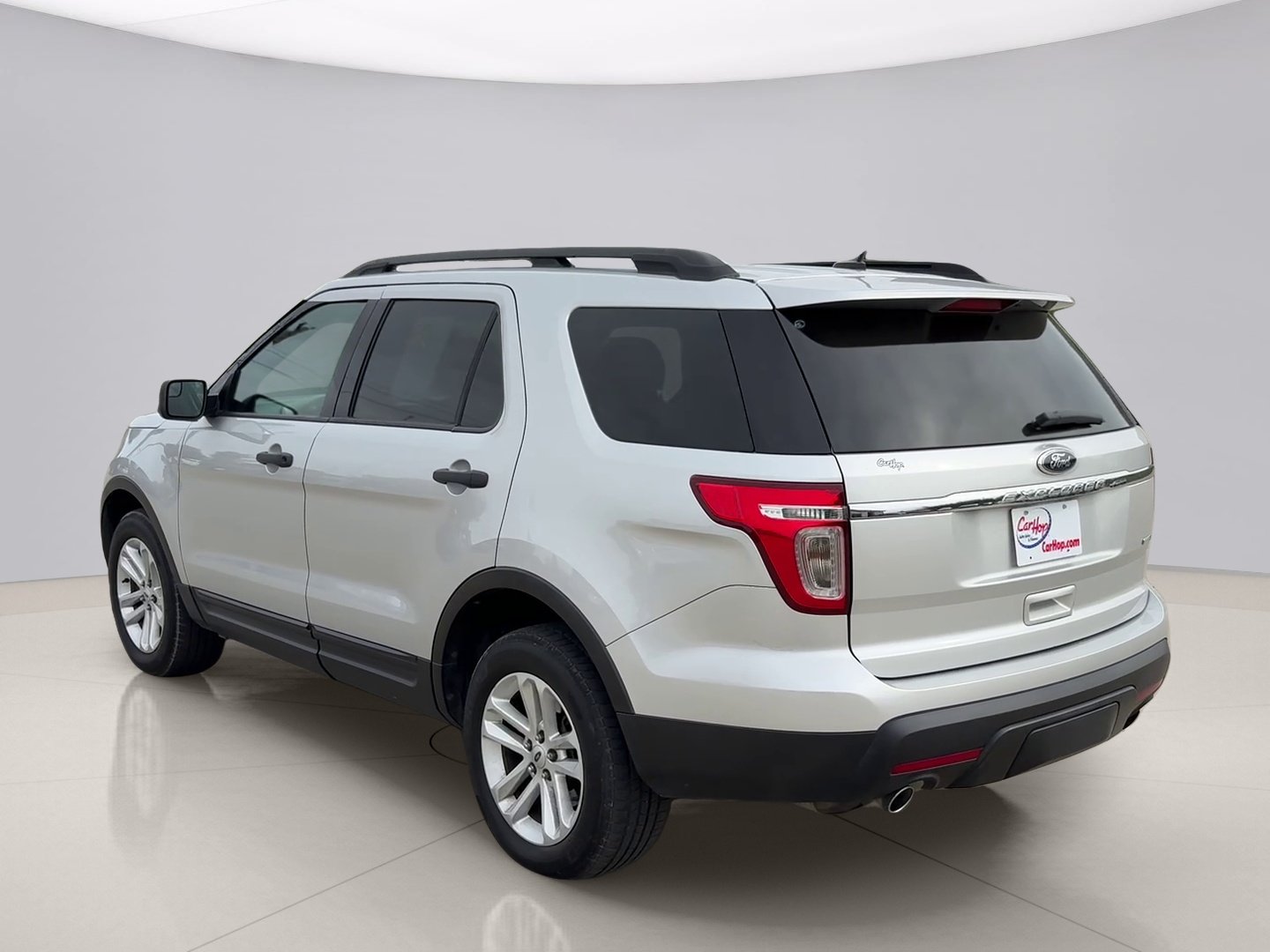 Used 2015 Silver Ford XLT image 3