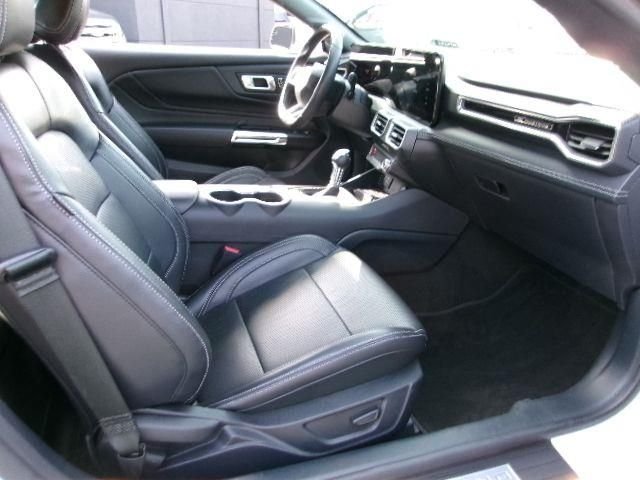 Used 2024 Oxford White Ford EcoBoost Premium image 4