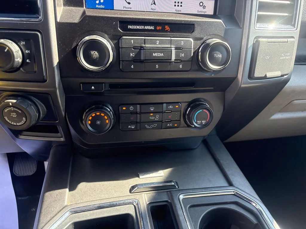 Used 2018 Silver Ford XLT image 34