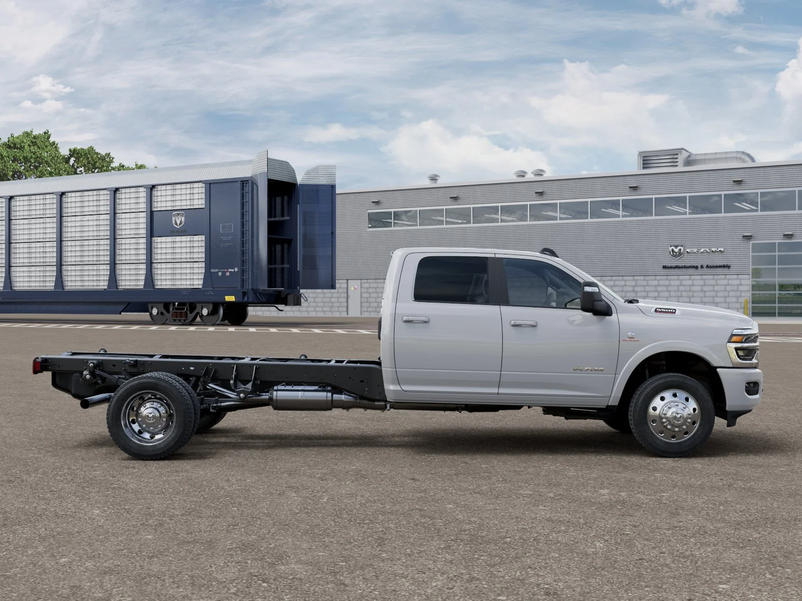 New 2026 Bright White Clear-Coat Exterior Paint RAM Tradesman image 12
