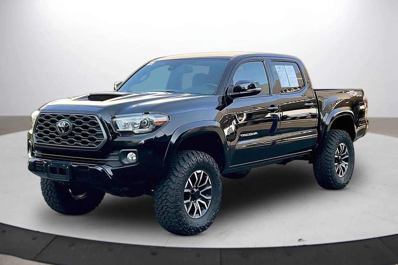 Certified Used 2020 Black Toyota TRD Sport image 4