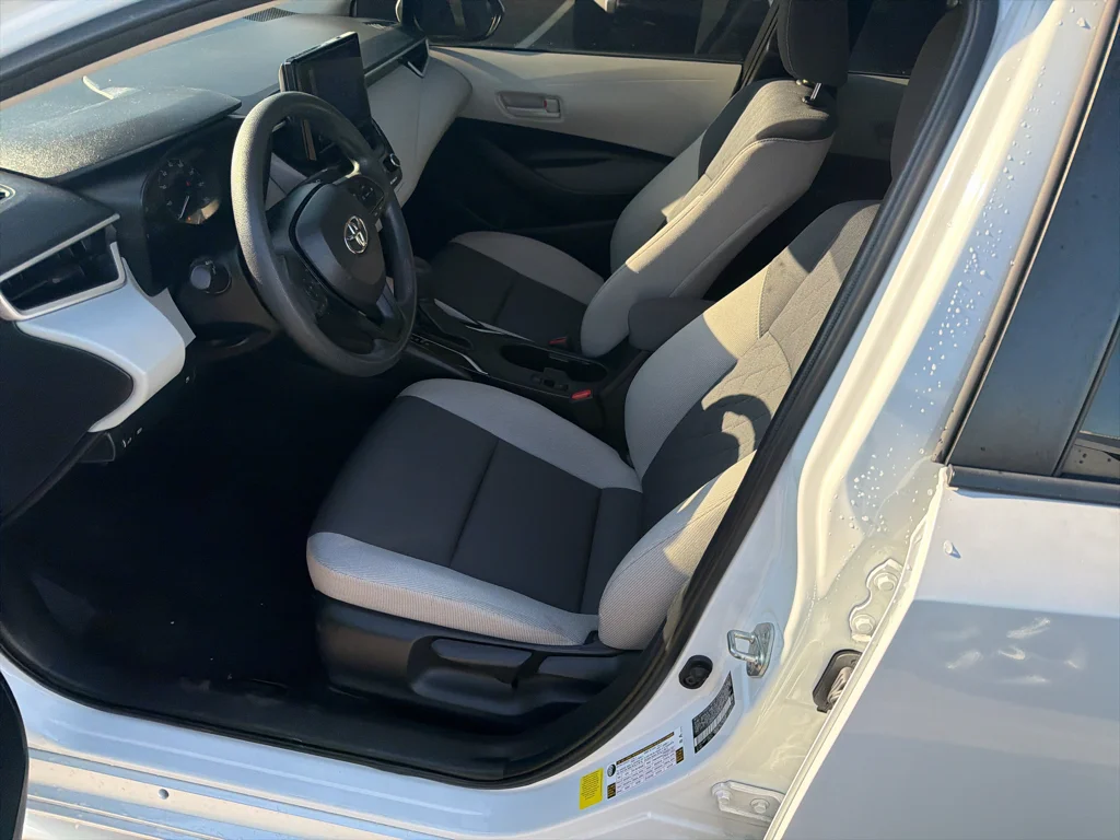 Used 2024 Wind Chill Pearl Toyota Hybrid LE image 9