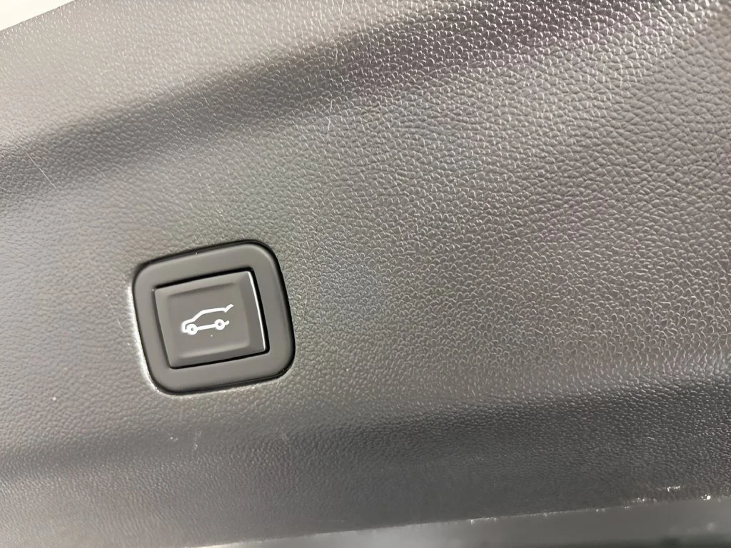 Certified Used 2024 Summit White GMC Denali image 20