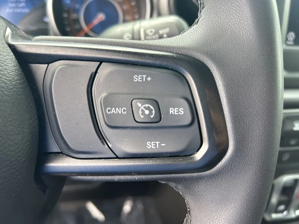 Used 2023 Yellow Jeep Sport S image 39