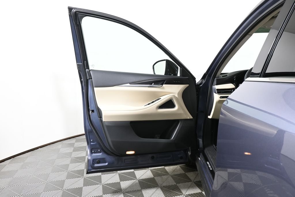 Certified Used 2023 Blue INFINITI Sensory image 29