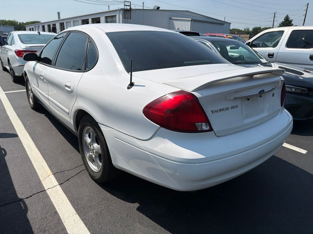 Used 2003  Ford SES image 2