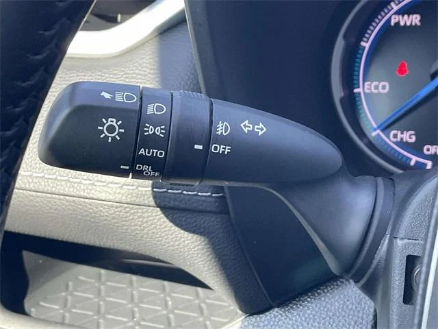 2023 Toyota RAV4 XLE Premium - Photo 24