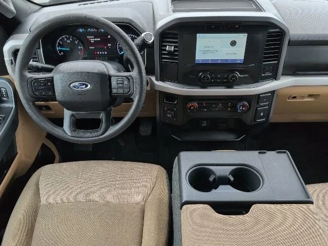 Used 2023  Ford XL image 4