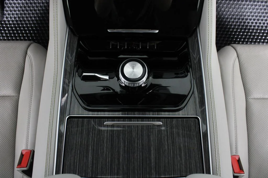 Used 2022 White Jeep Series II image 29