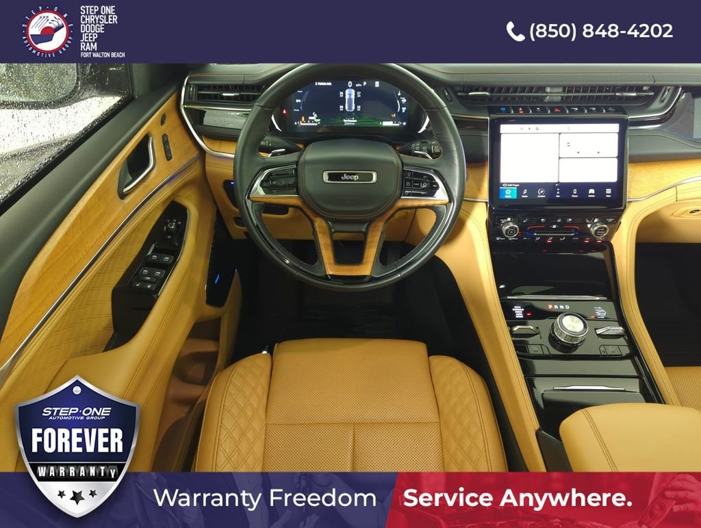 Used 2023 White Jeep Summit Reserve 4xe image 13
